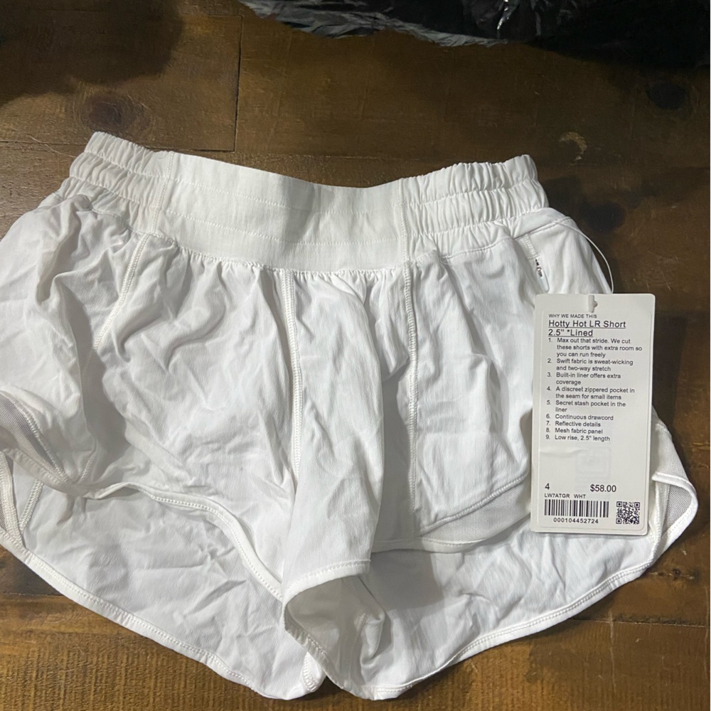 Lululemon clothing lot size 2-4